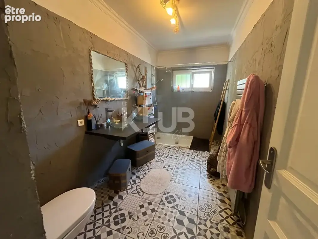 Bas de villa avec jardin privatif de 300 m² : l'espace d'une maison, la simplicité d'un appartement - photo 4