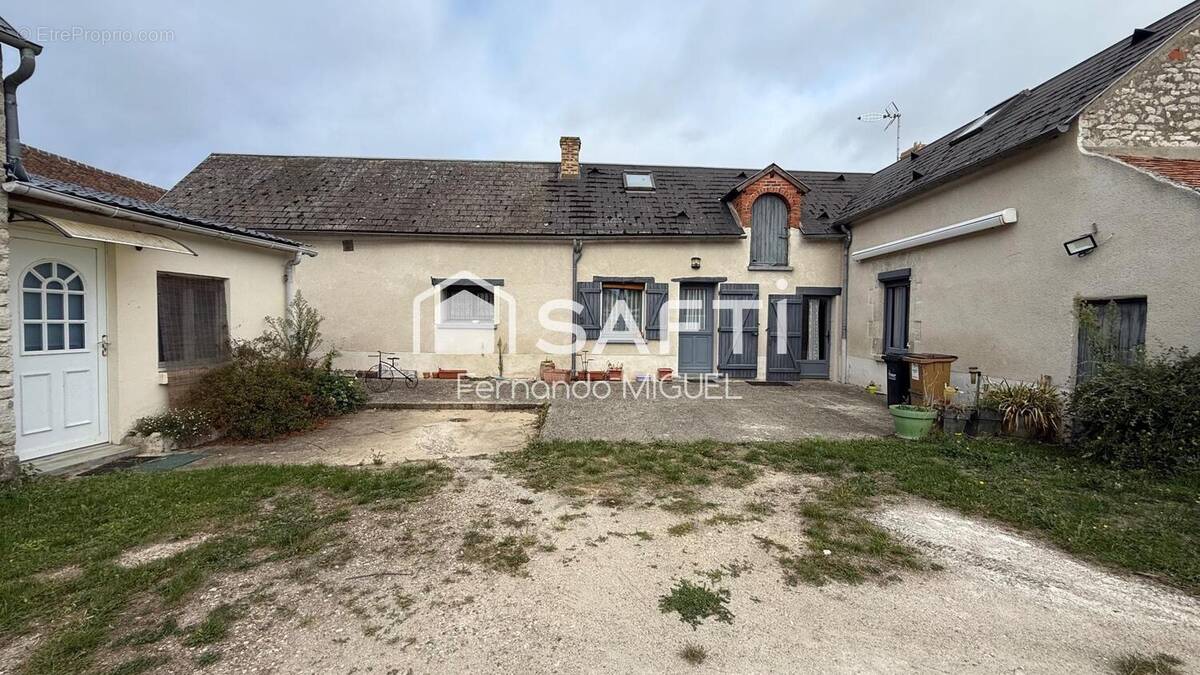 Photo 1 - Maison à YEVRE-LA-VILLE