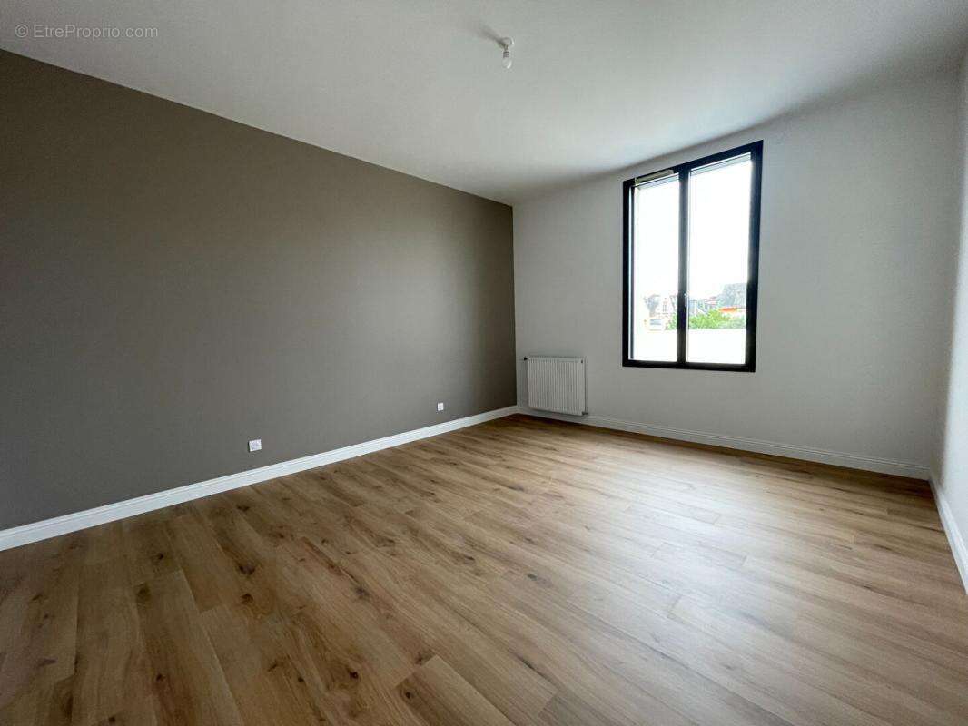 Maison Le Mans 8 pièce(s) 222 m2 - photo 12