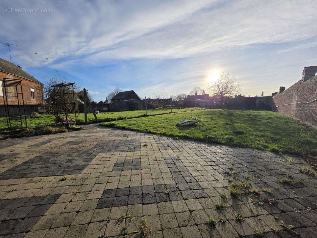 Maison à BEAUMONT-EN-CAMBRESIS