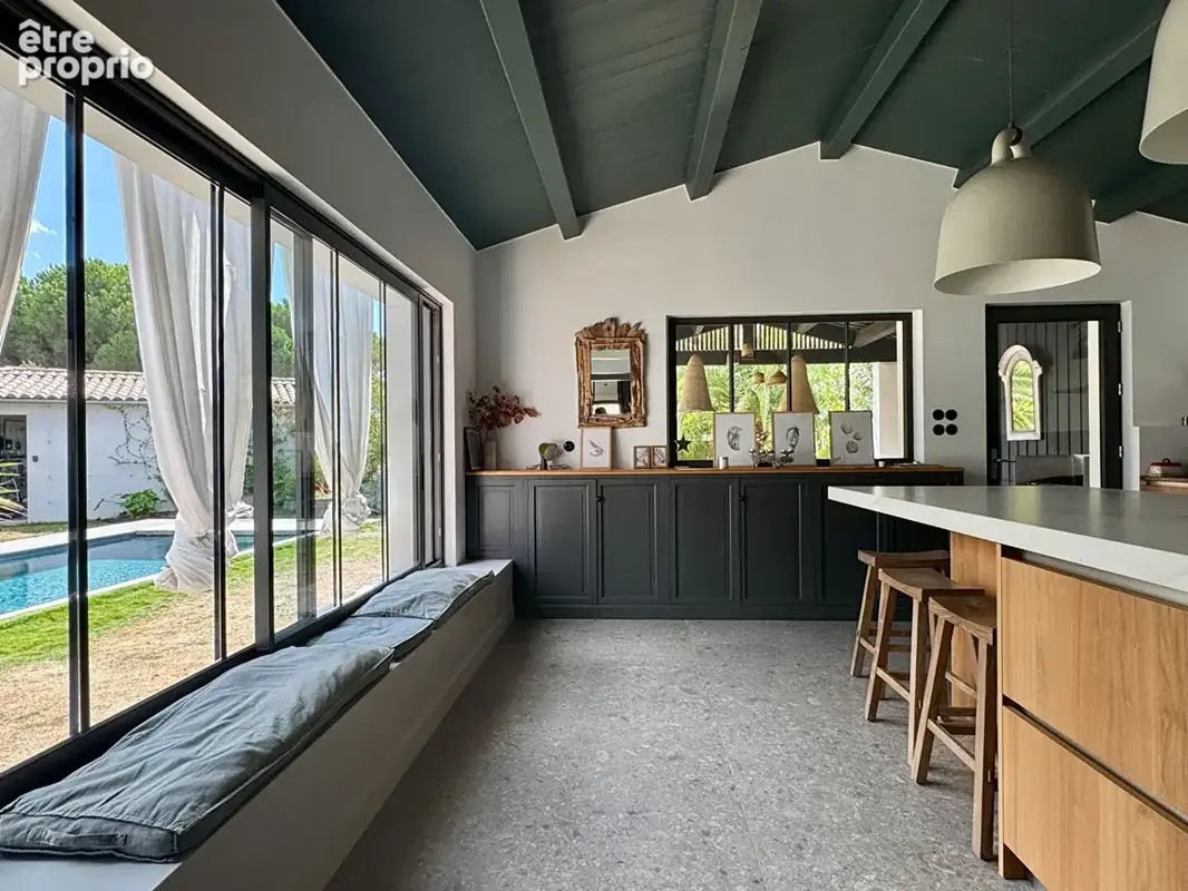 Maison Sainte Marie De Re 8 pièce(s) 182 m2 - photo 4