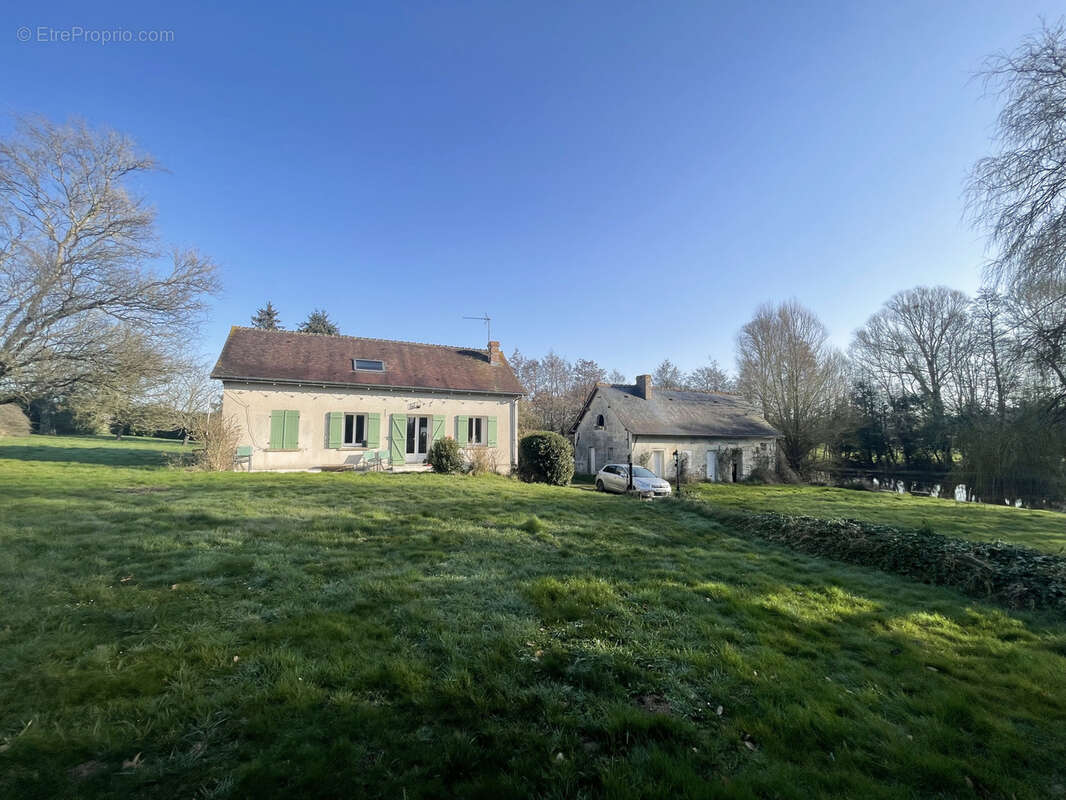 Maison à LOUESTAULT