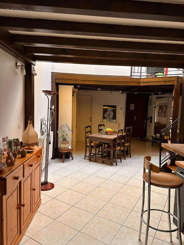 Appartement Vienne 3 pièce(s) 83.48 m2 - photo 2