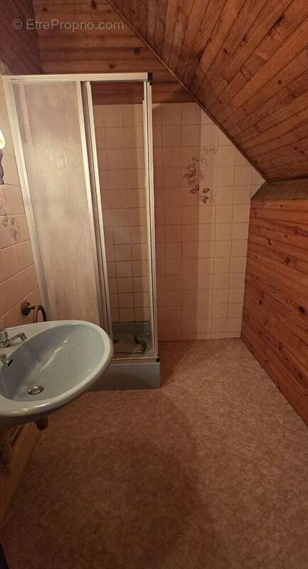 Maison 4 chambres+bureau, sous sol proche N4 terrain exceptionnel  90 km Paris! - photo 11