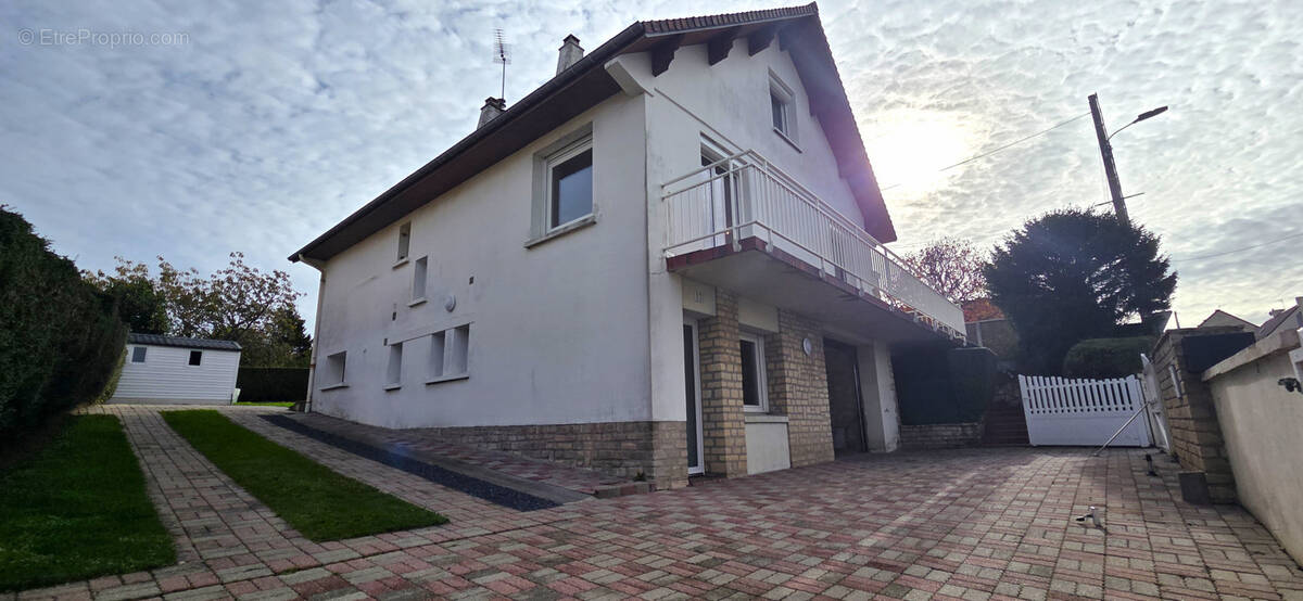 Maison à GRANDCAMP-MAISY