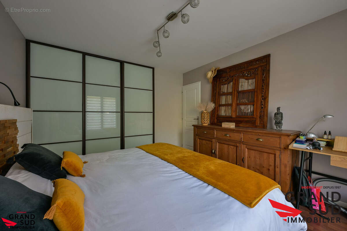 Maison 168 m² à Leognan  - photo 4