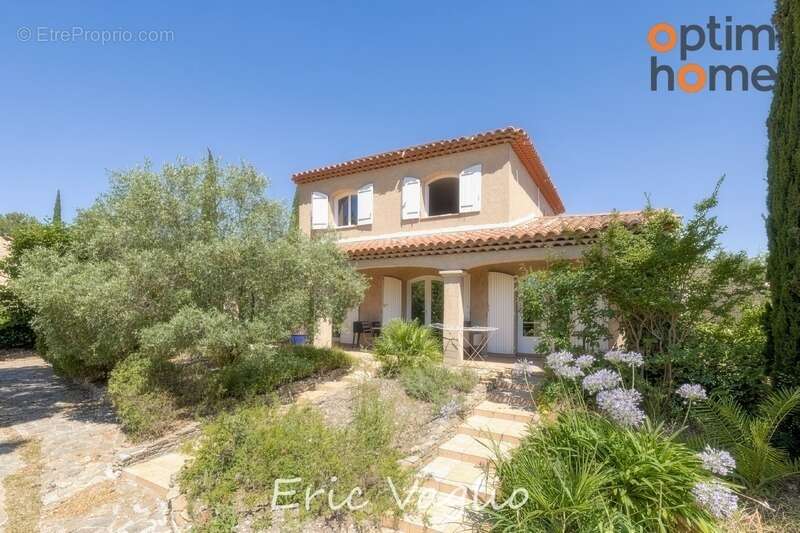 Bouc Bel Air (Aix à 10 mn) - Vente Belle Villa T5 de 169 M2 + dépendances 100 m2, sur un terrain clos et arboré de 1257 M2 avec  - photo 3