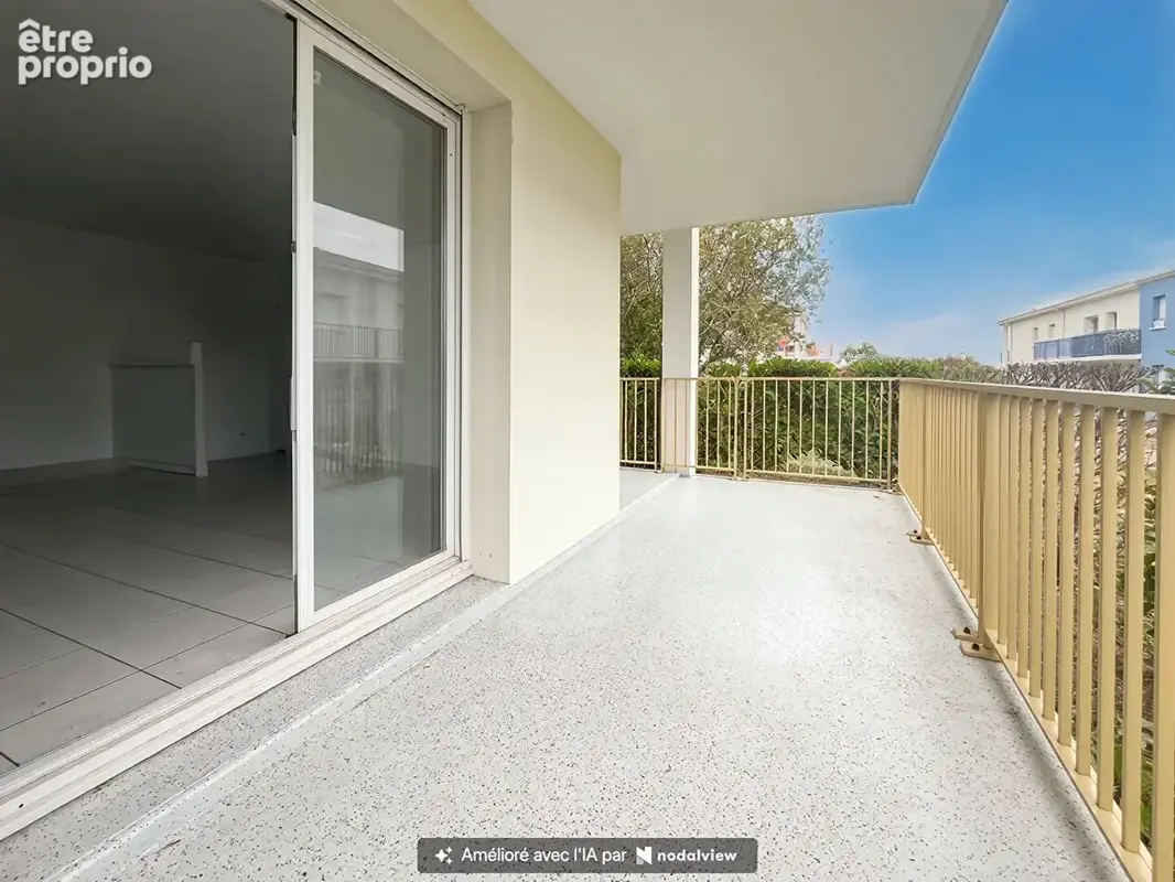 A vendre - Appartement 3 pièce(s) CAVIGNAC - Terrasse & vue piscine - photo 2