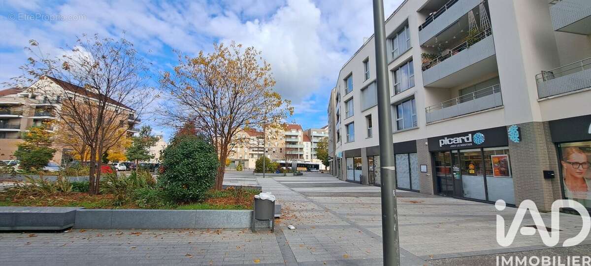 Photo 8 - Appartement à JOUY-LE-MOUTIER