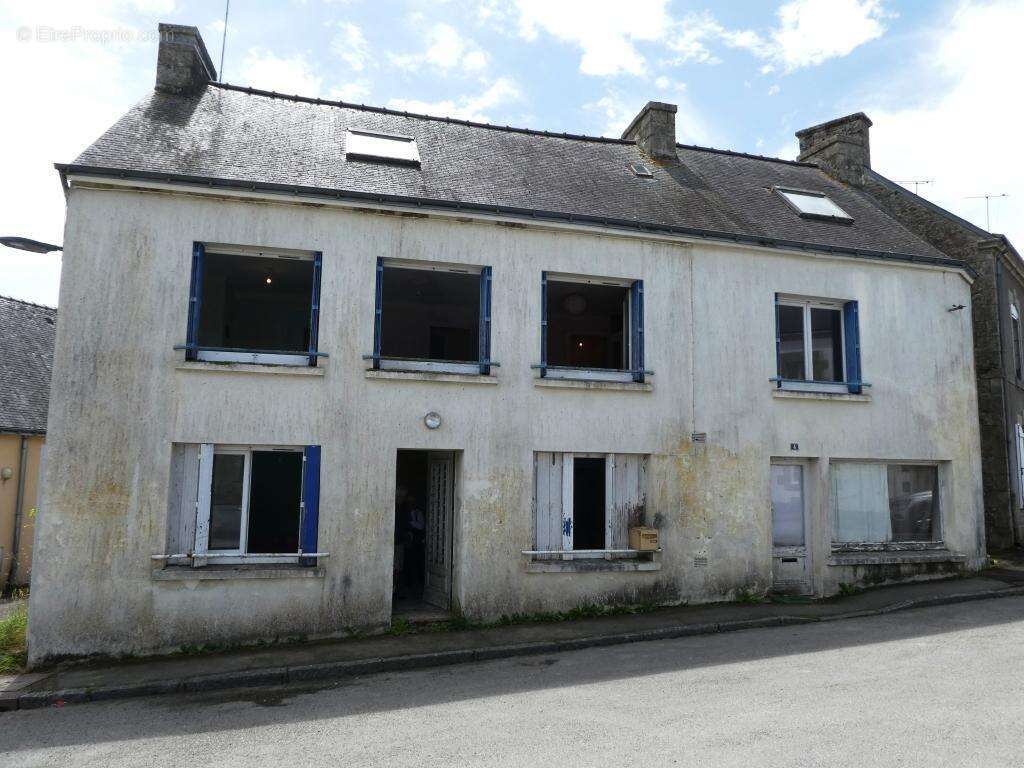 Maison à LOCMALO