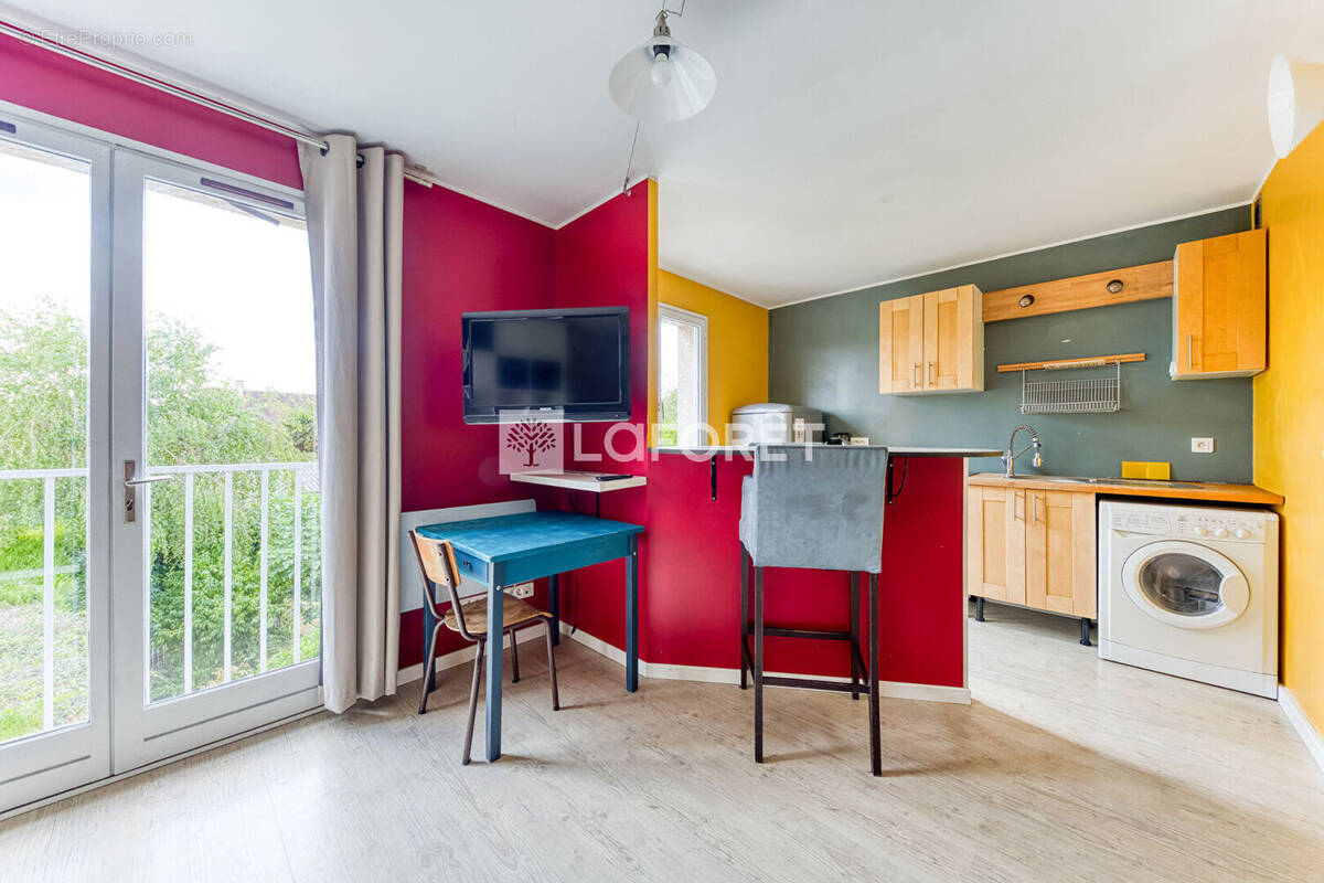 Appartement à PONTAULT-COMBAULT