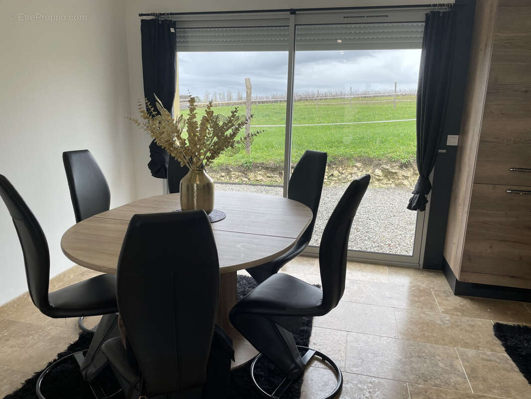 Maison à SALLES-D'ANGLES