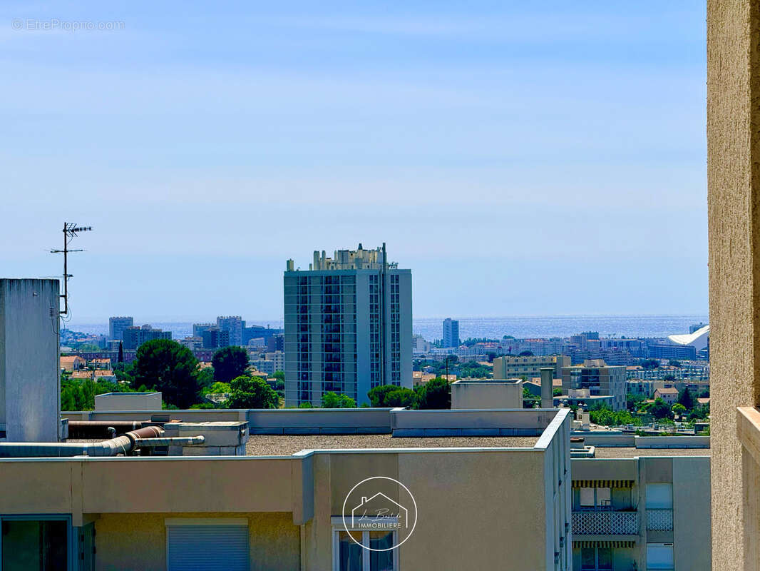 Appartement à MARSEILLE-11E