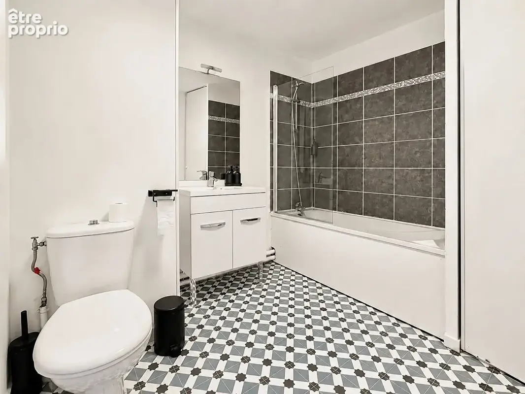 Appartement 3 pièces meublé avec 2 terrasses, parking et ascenseur ? Croisé-Laroche - photo 13