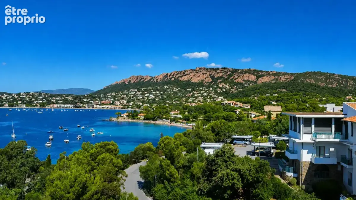 Appartement à SAINT-RAPHAEL