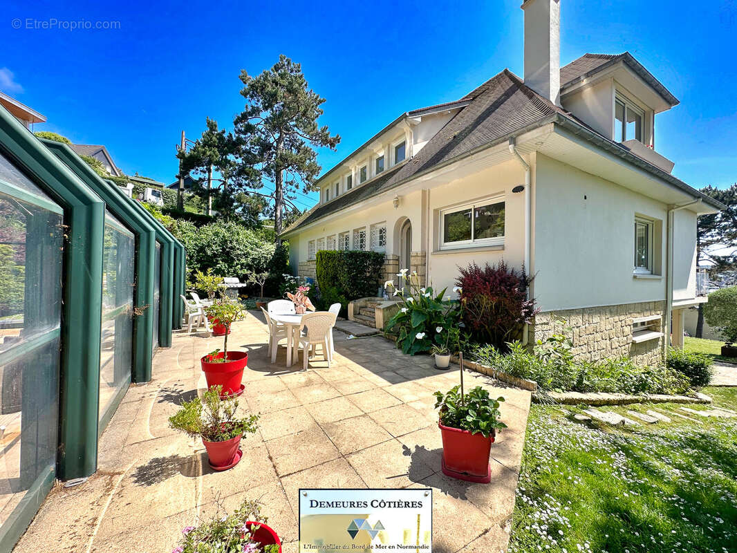 Propriété vue sur mer haut de gamme avec piscine - Cote de la Vierge FECAMP - photo 7