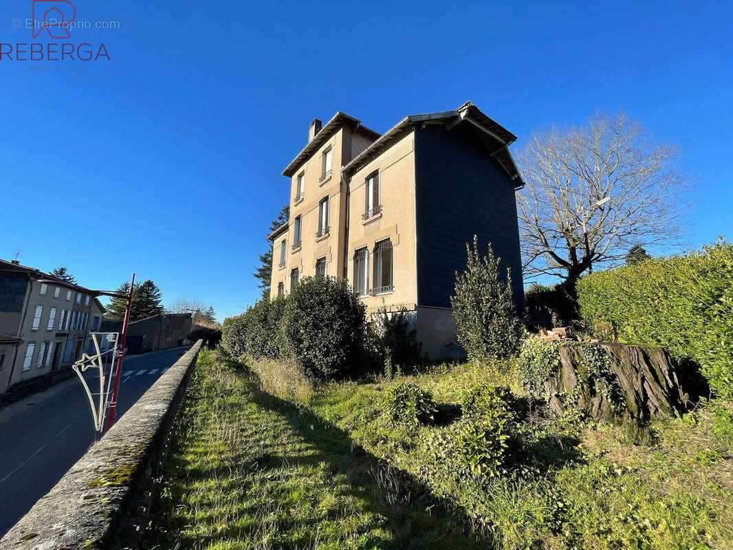 Maison à SAINT-AMANS-VALTORET