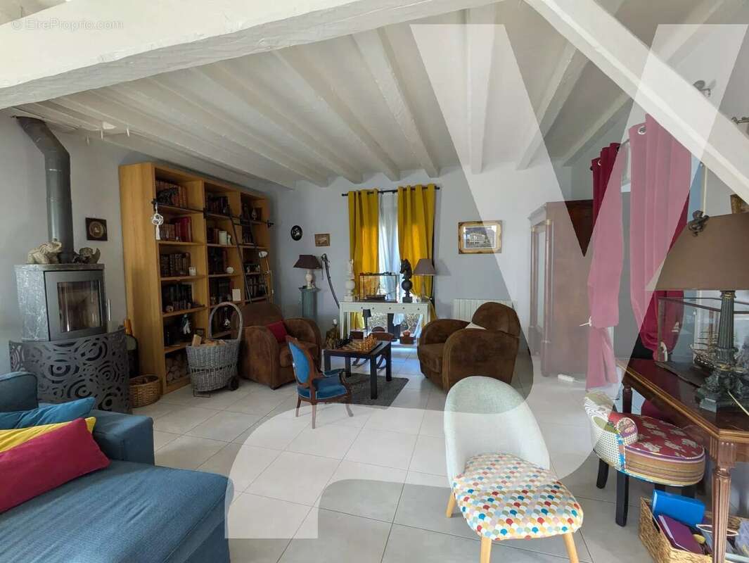 Maison à TREILLIERES