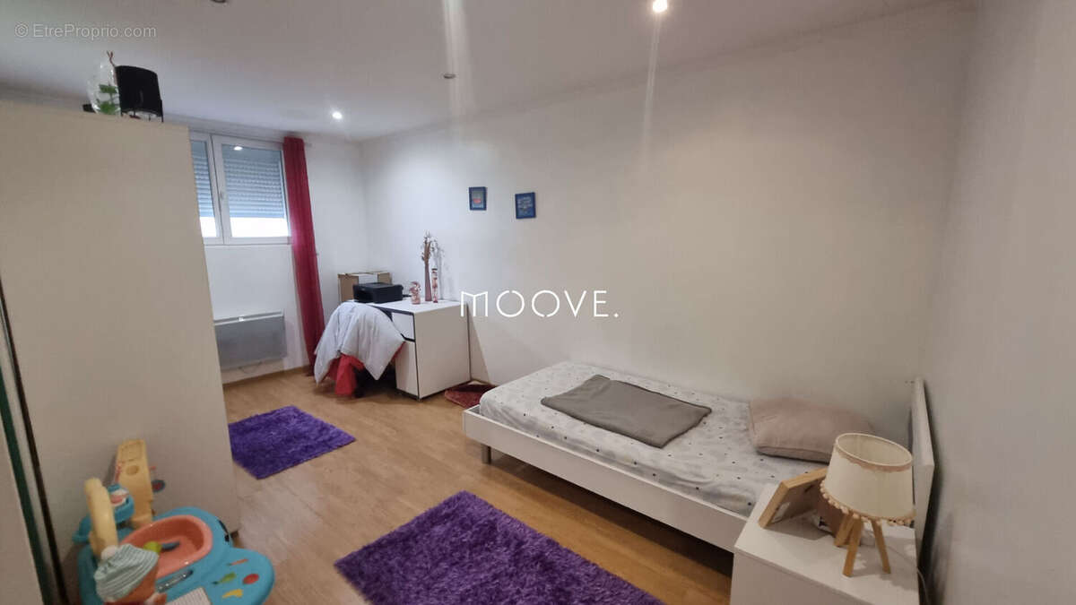 Maison à PETIT-COURONNE