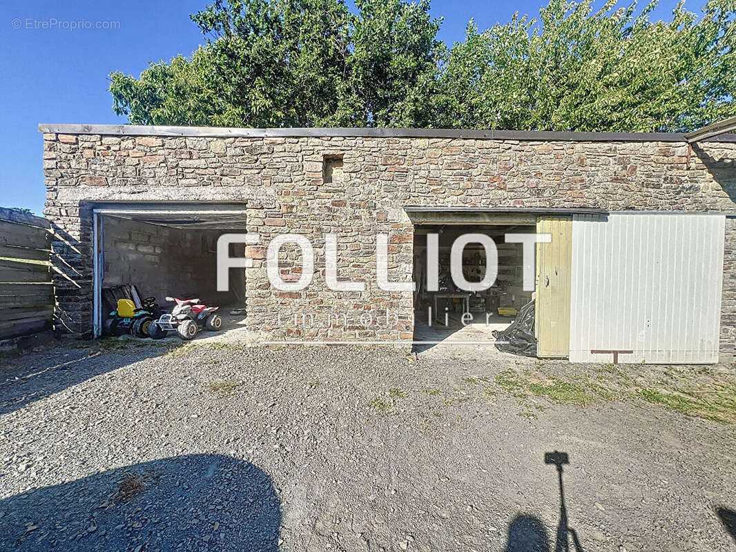 Maison à FOLLIGNY
