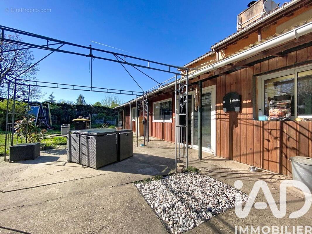 Photo 1 - Maison à LEOGEATS