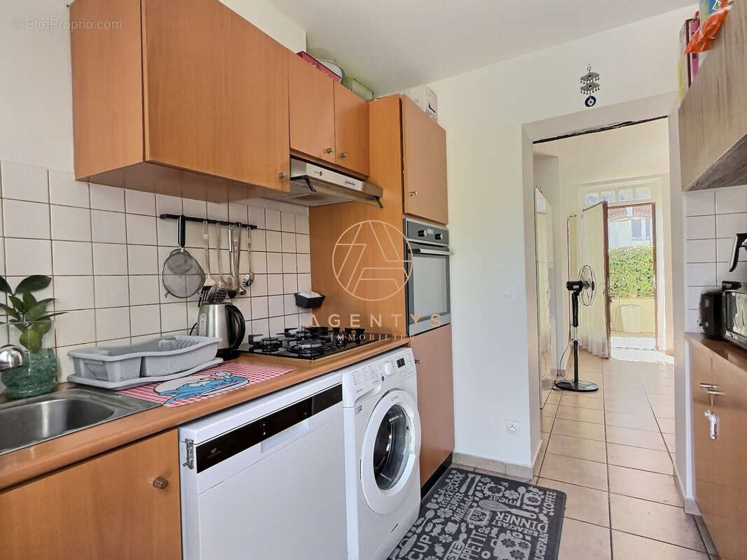 Appartement à SAINT-MAUR-DES-FOSSES
