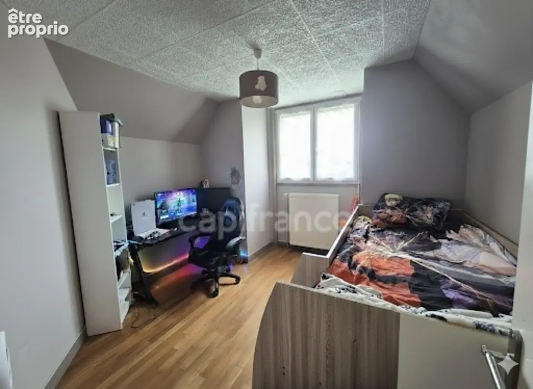 Virginie MASSON Capifrance vous propose Maison familiale 6 chambres avec sous-sol complet et terrain de 4 532 m² - photo 17