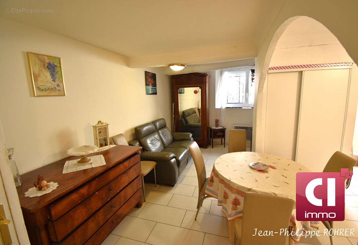 Appartement à CARCES