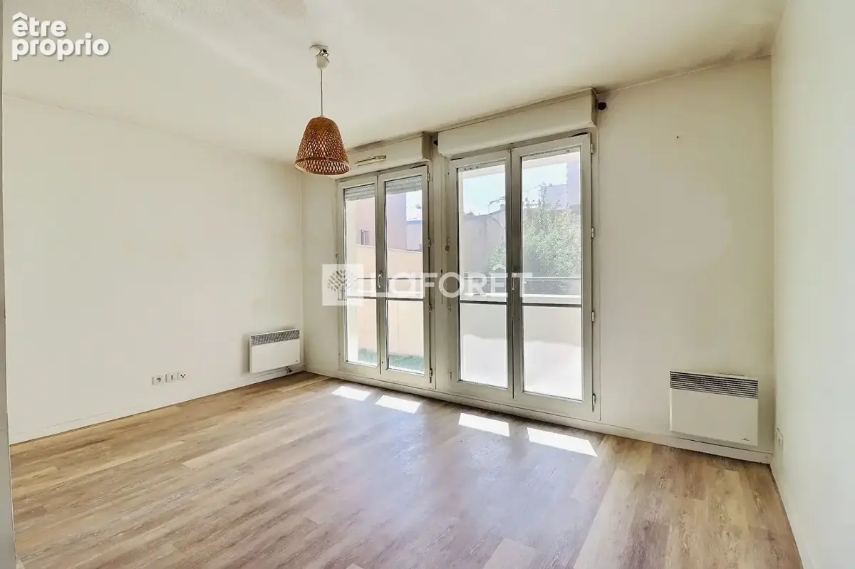 Appartement St Ouen 3 pièce(s) 53 m2 - photo 2