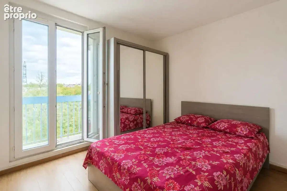 Appartement de 4 pièces de 72 m² à Aulnay-sous-Bois - photo 9