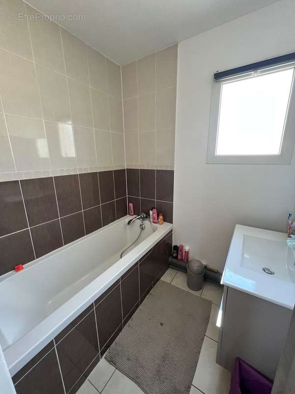 Maison à SARTROUVILLE