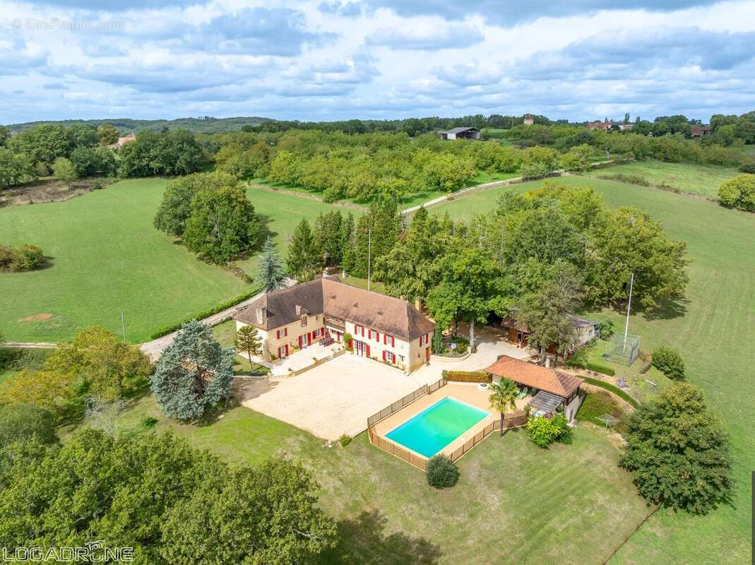 Maison à SARLAT-LA-CANEDA
