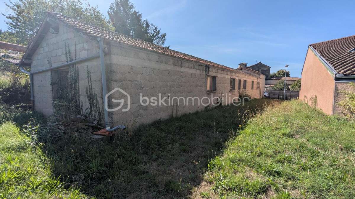 Appartement à SALT-EN-DONZY