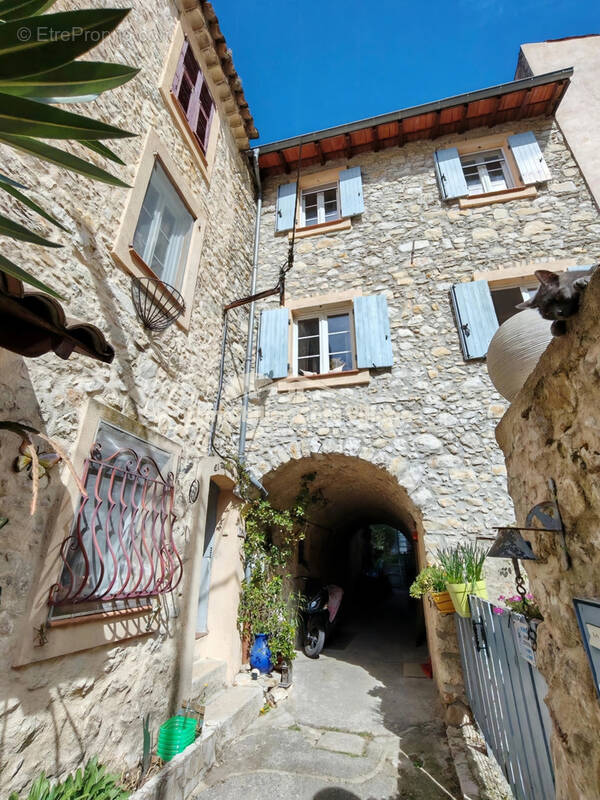 Maison à LA TRINITE