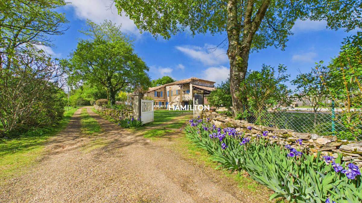 Propriété en pierre restaurée avec piscine, proche saint-antonin-noble-val - photo 18