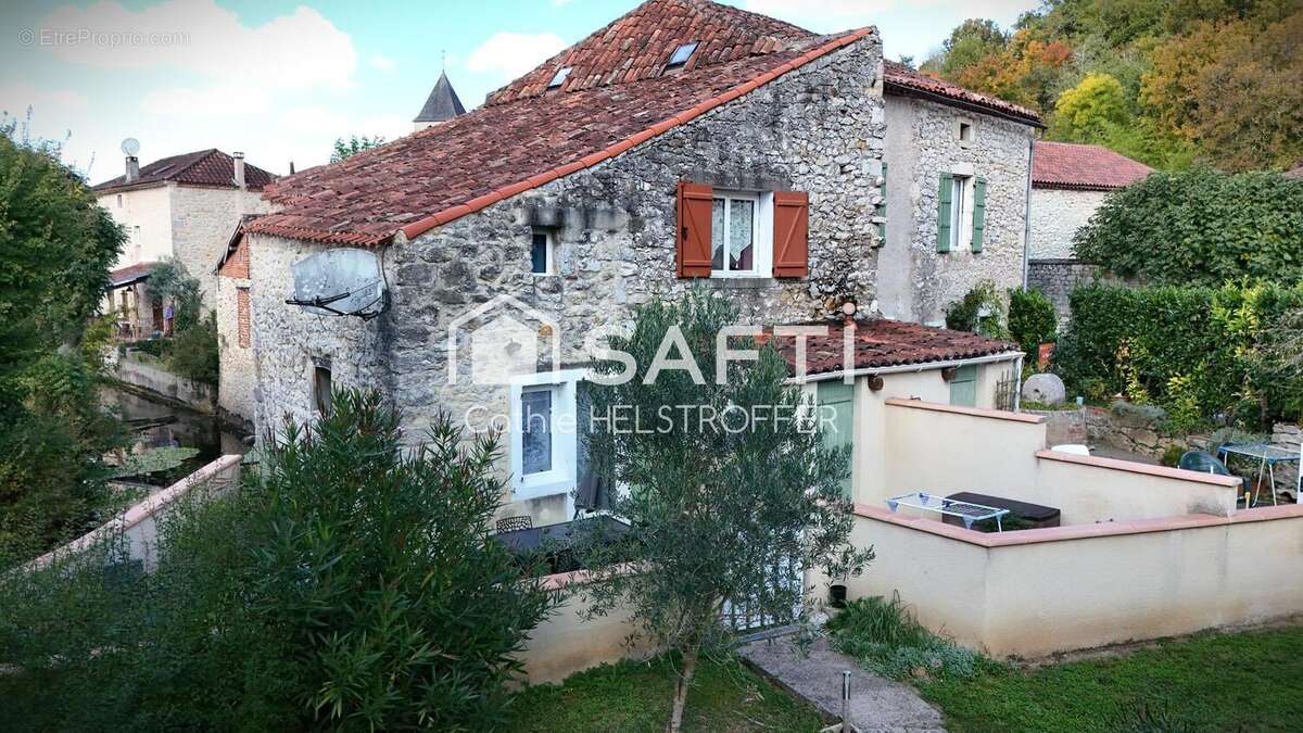 Maison 237 m² à Saint-Vincent-Rive-D'olt  - photo 3