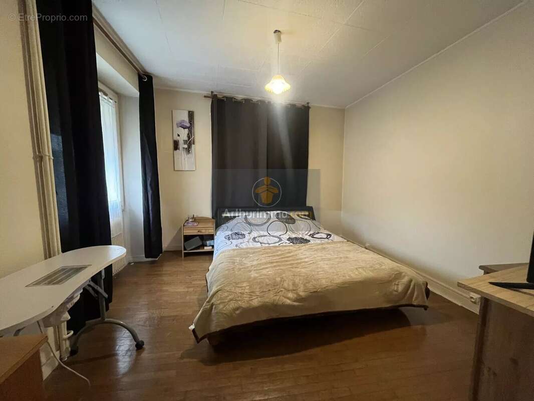 Appartement à ORVILLE