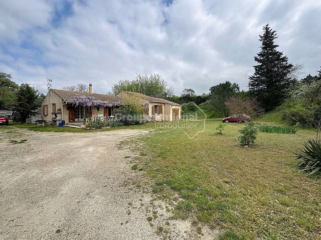 Maison à CHEVAL-BLANC