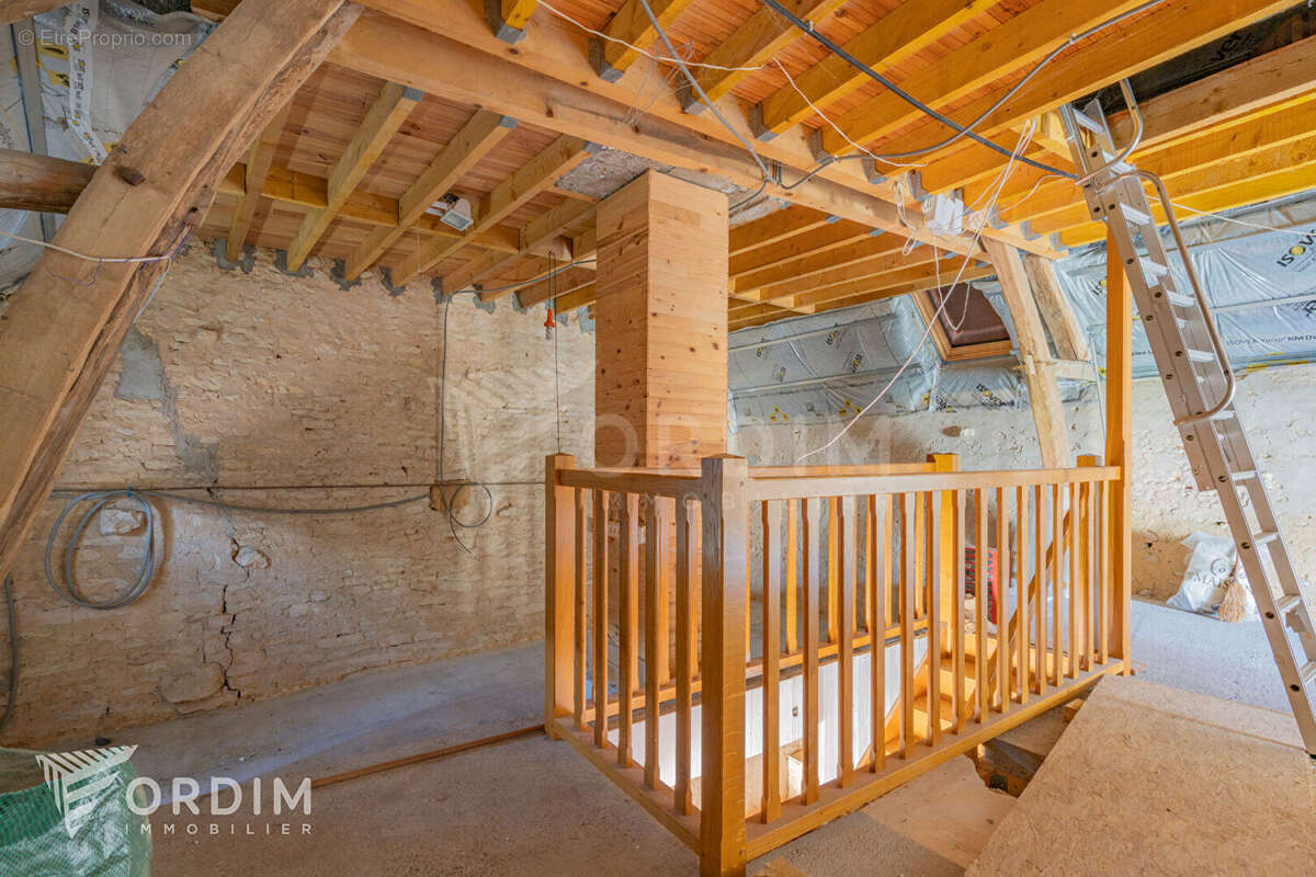 Maison à finir de rénover entre Puisaye et Forterre - photo 4