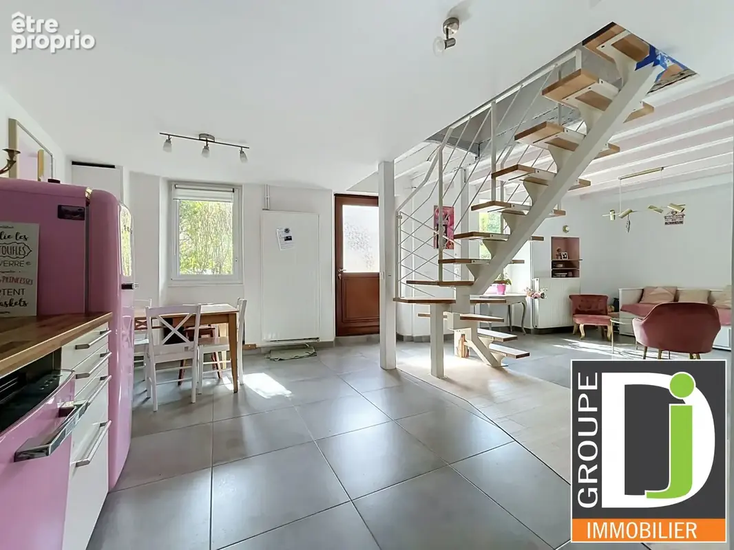 Photo Maison à Etoile-Sur-Rhone au prix de 259 000€