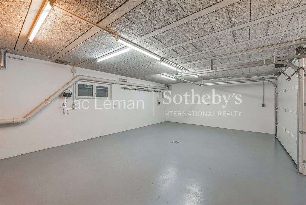 Maison à CHENS-SUR-LEMAN