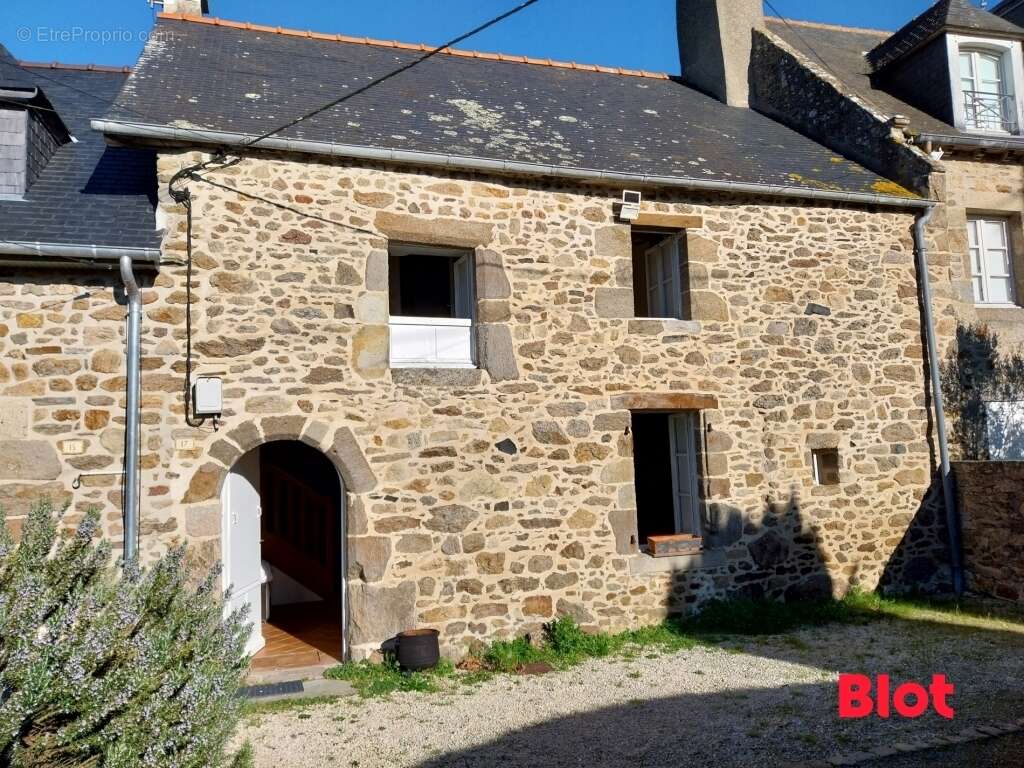 Maison à SAINT-COULOMB