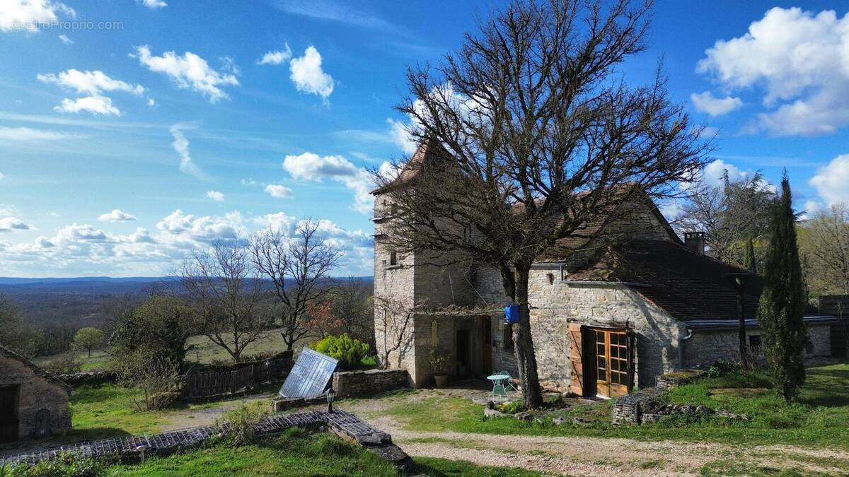 Photo 1 - Maison à SAINT-JEAN-DE-LAUR