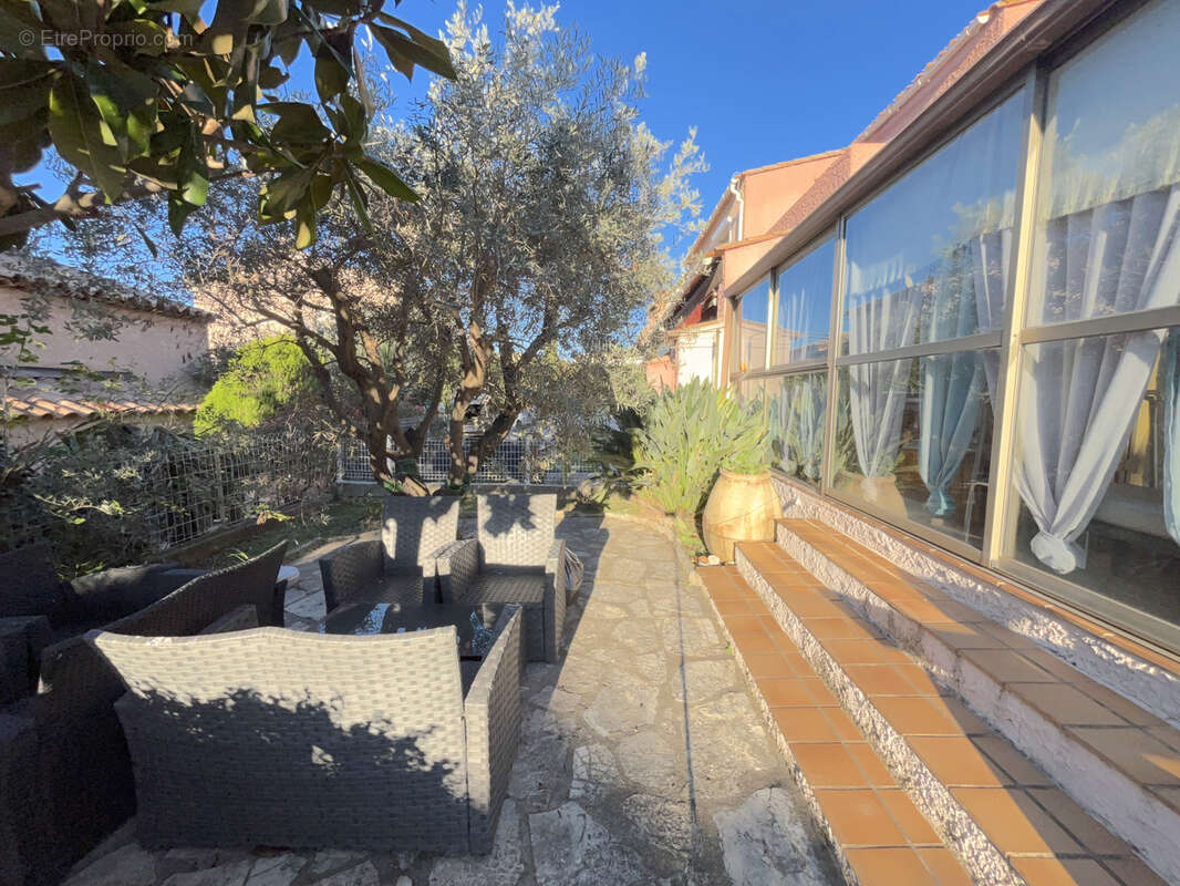 Maison à SIX-FOURS-LES-PLAGES