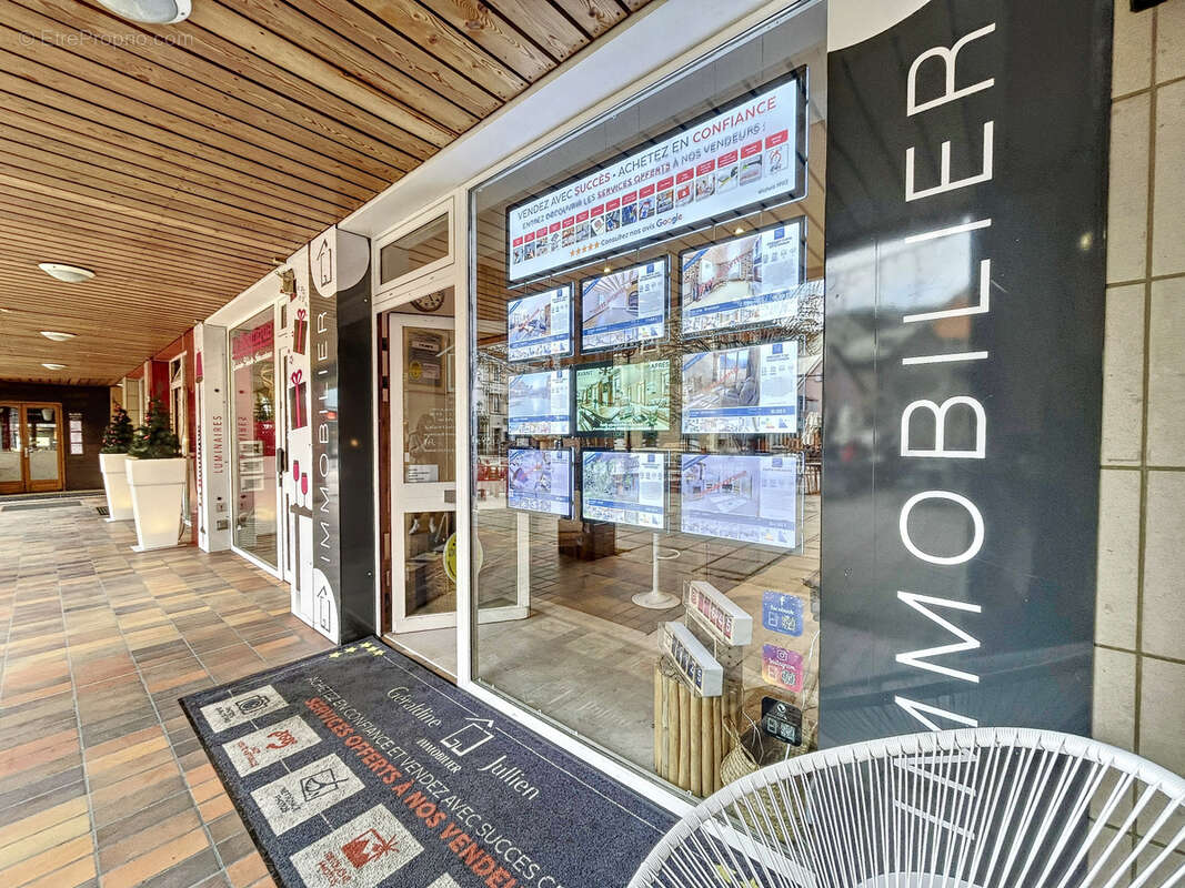 Commerce à BRIANCON