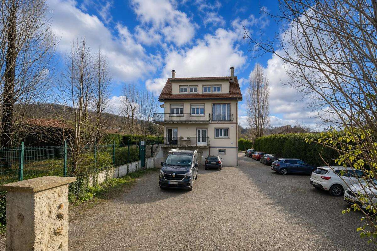 Appartement à FORGES-LES-BAINS