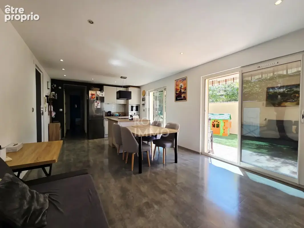 Appartement rez-de-jardin T3 Lamalgue - photo 3