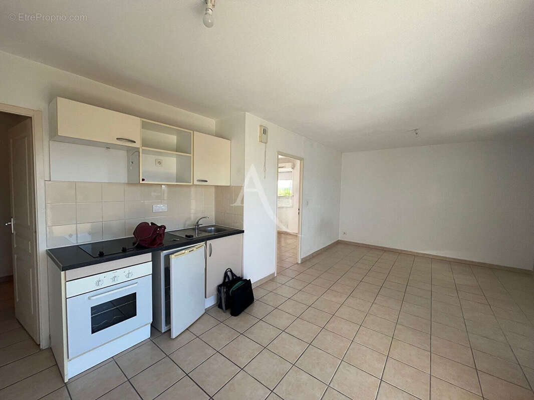 Appartement à LEZIGNAN-CORBIERES