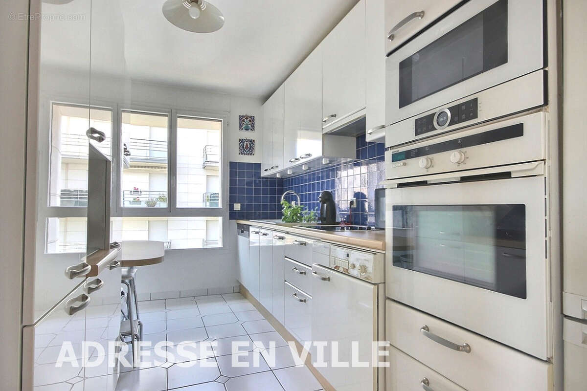 Appartement à LEVALLOIS-PERRET