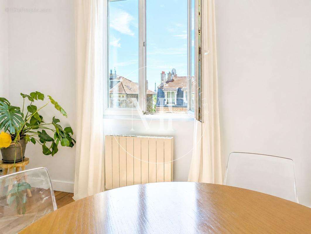 Appartement à SURESNES